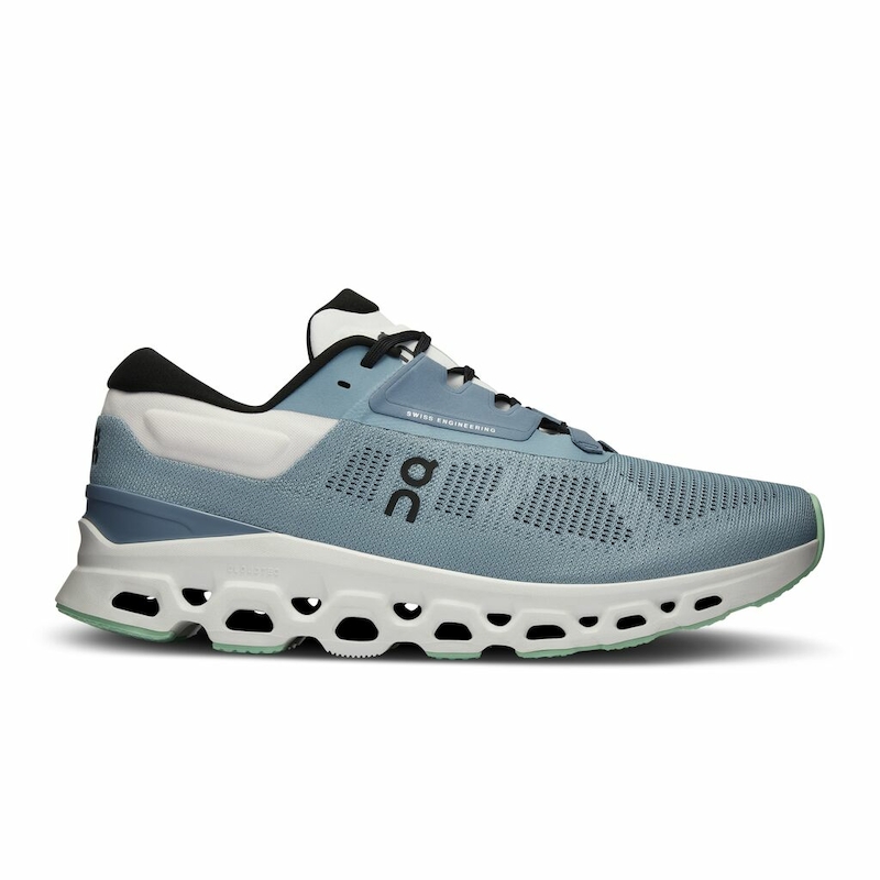 Buy On Running Cloudstratus 3 Men's Shoes Online in Kuwait - Intersport