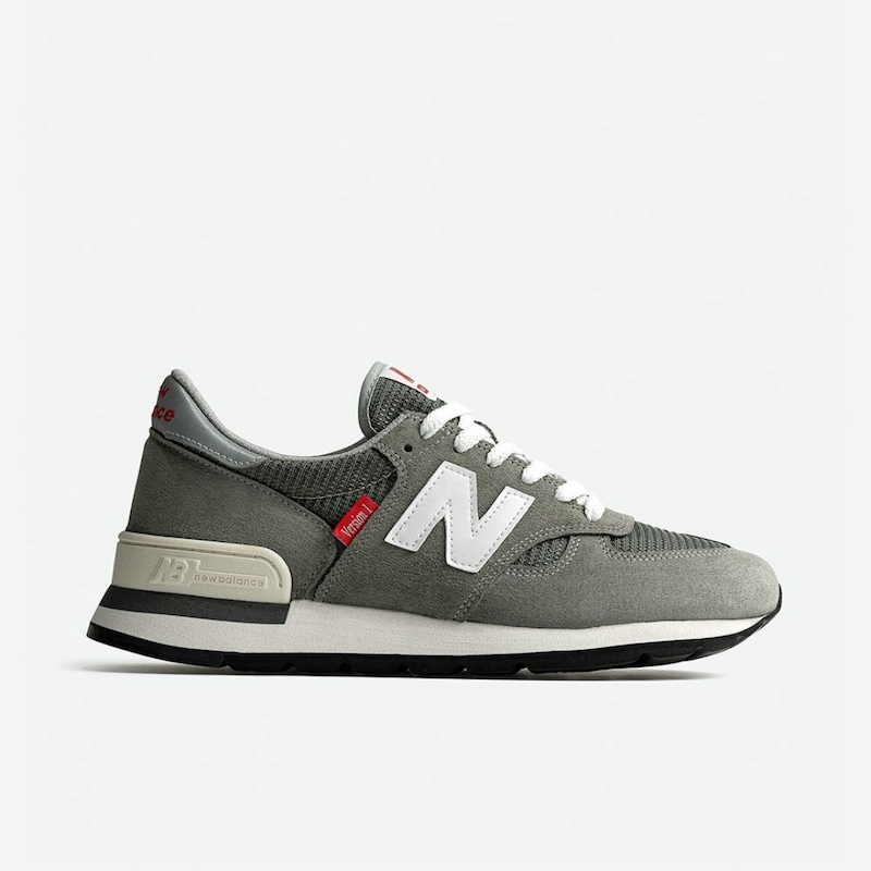 new balance men 990