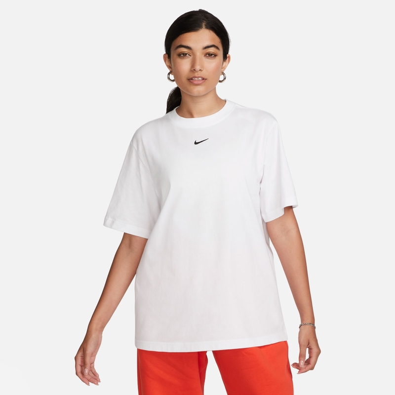Buy Nike Sportswear Women's T-Shirt Online in Kuwait - The