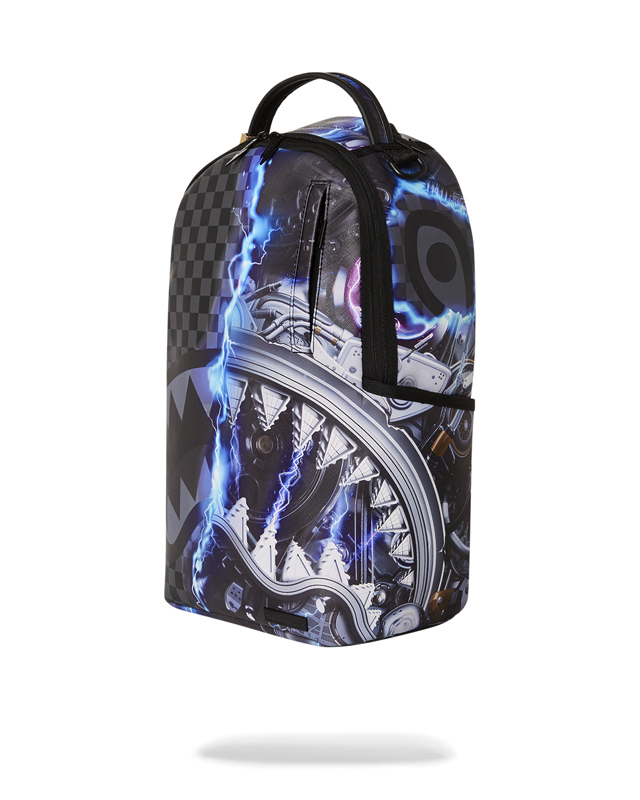 Buy Sprayground Sharkinator 3 Dlxsv Backpack Online in Kuwait - The ...