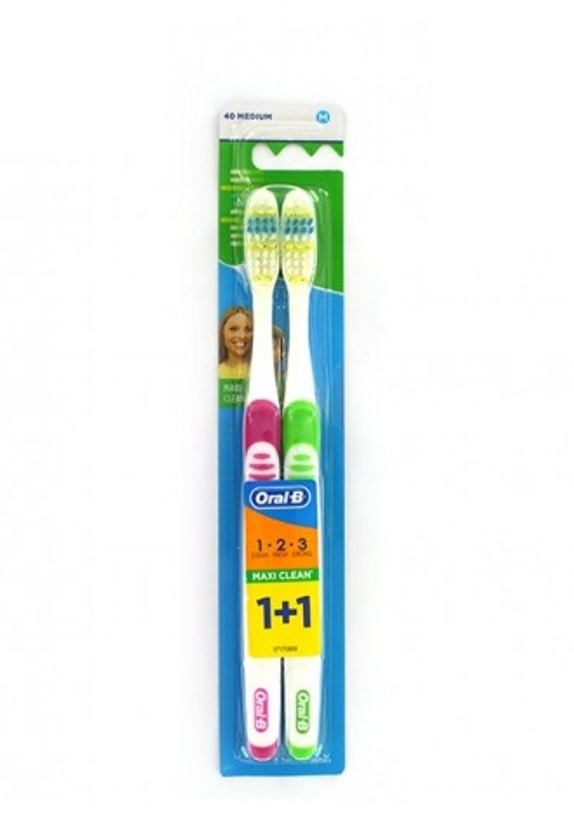 Oral B 3-Effect Maxi Clean Toothbrush- 40 Medium (1+1)