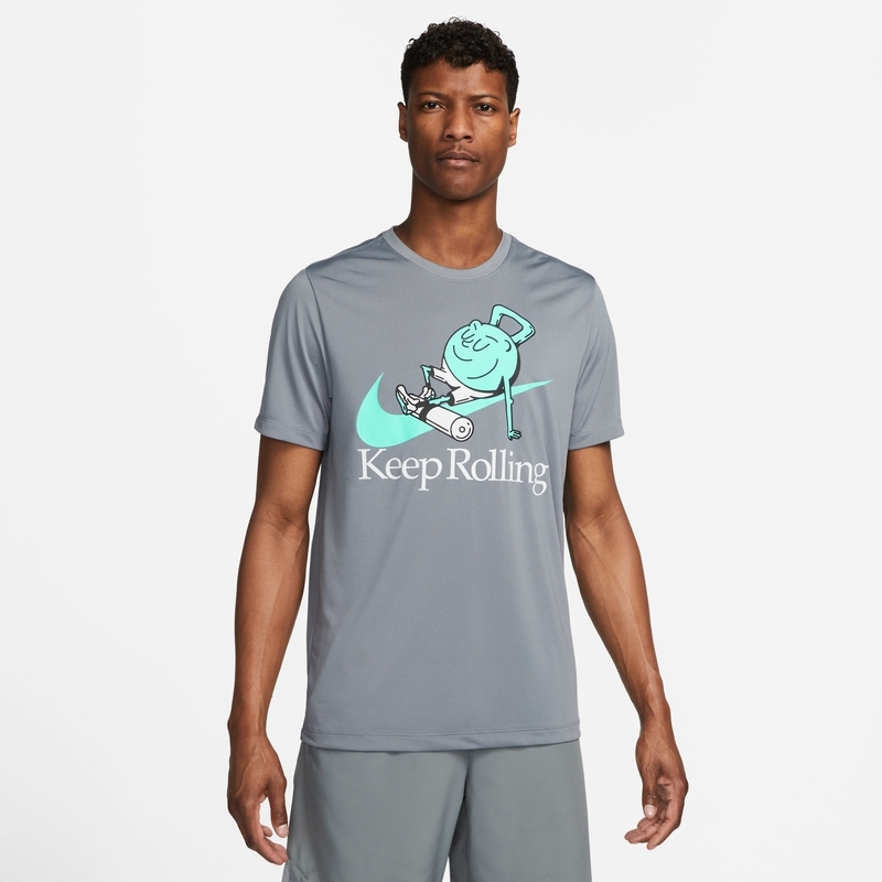 Buy Nike Dri FIT Men s Fitness T Shirt Online in Kuwait Intersport