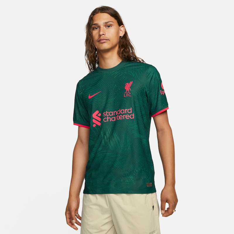 New Balance NB FC Liverpool kids youth jersey shirt + shorts (Size 146 cm)