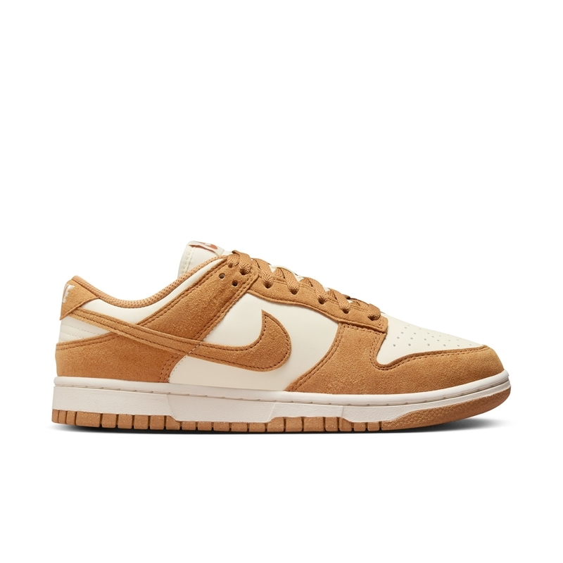 Nike suede platform best sale