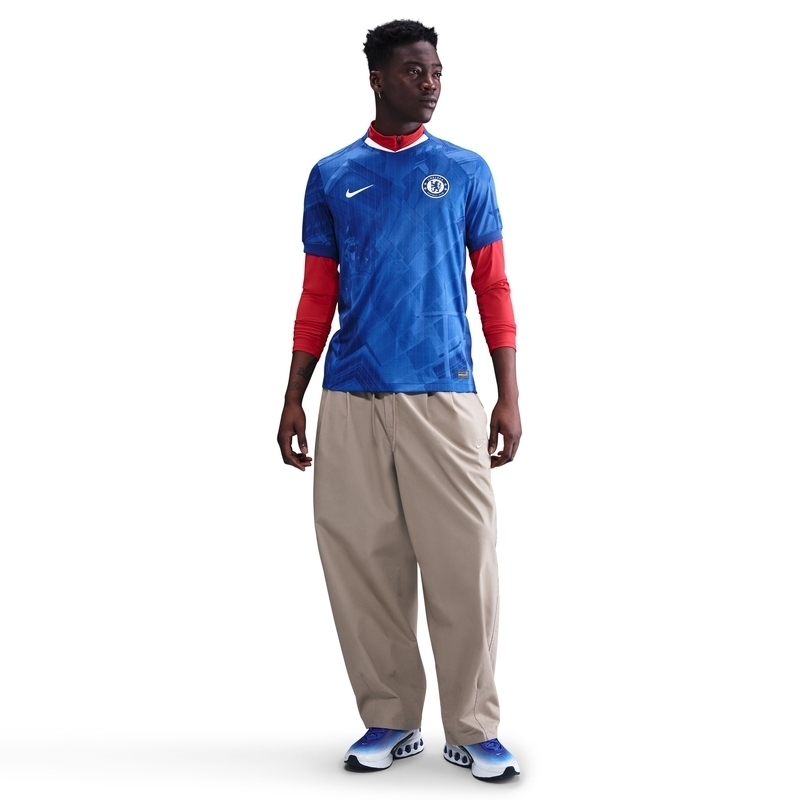 Chelsea F.C. 202526 Stadium Primary Men's Nike Dri-FIT Football Replica Shirt