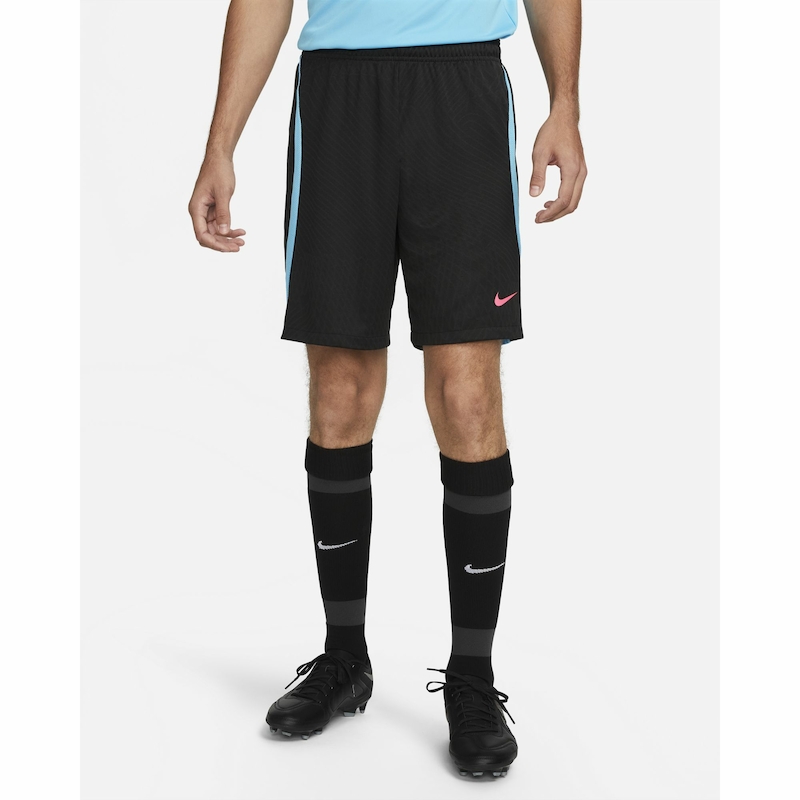 Buy Nike Dri-FIT Strike Football Men's Shorts Online in Kuwait - Intersport
