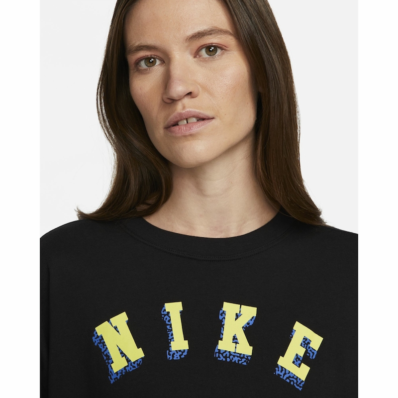 Buy Nike Sportswear Women's T-Shirt Online in Kuwait - The