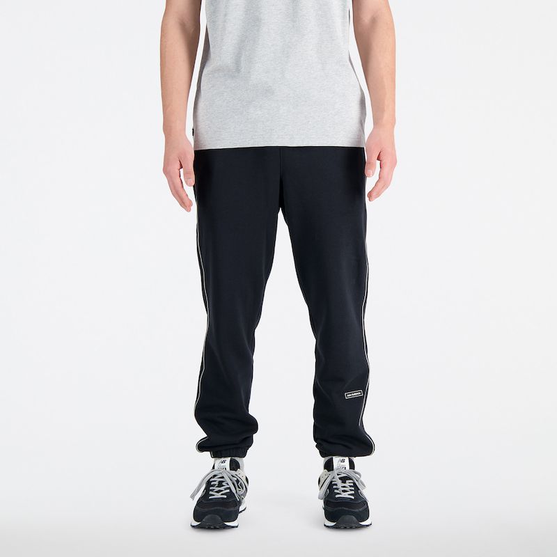 Buy New Balance Essentials Ft Winter Men s Sweatpant Online in Kuwait The Athletes Foot