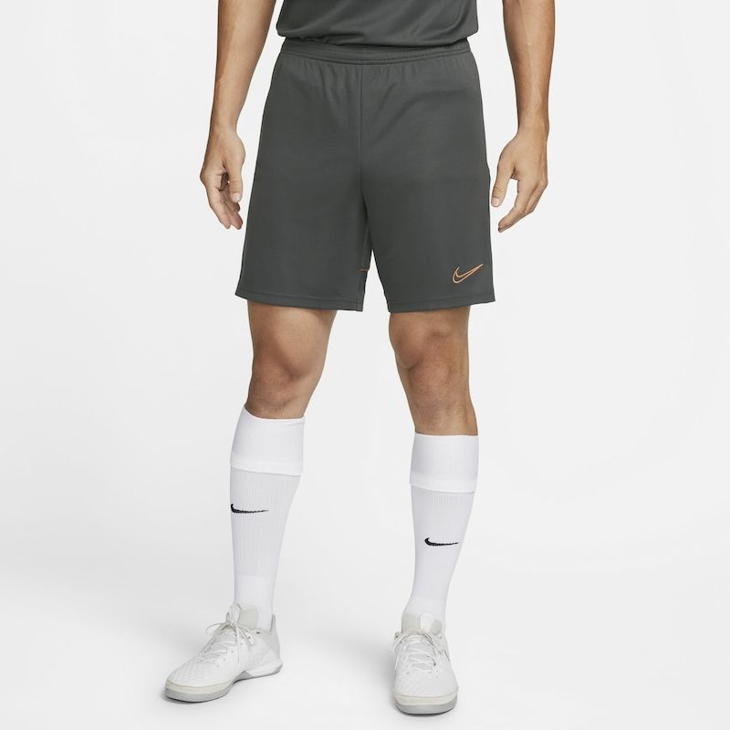 Short nike foot intersport sales