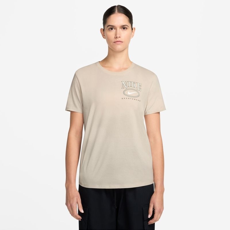 ★ Nike★ Sportswear Club Short Sleeve T-Shirt W Light Orew Nike Sportswear Club Men's T-Shirt. Nike CA