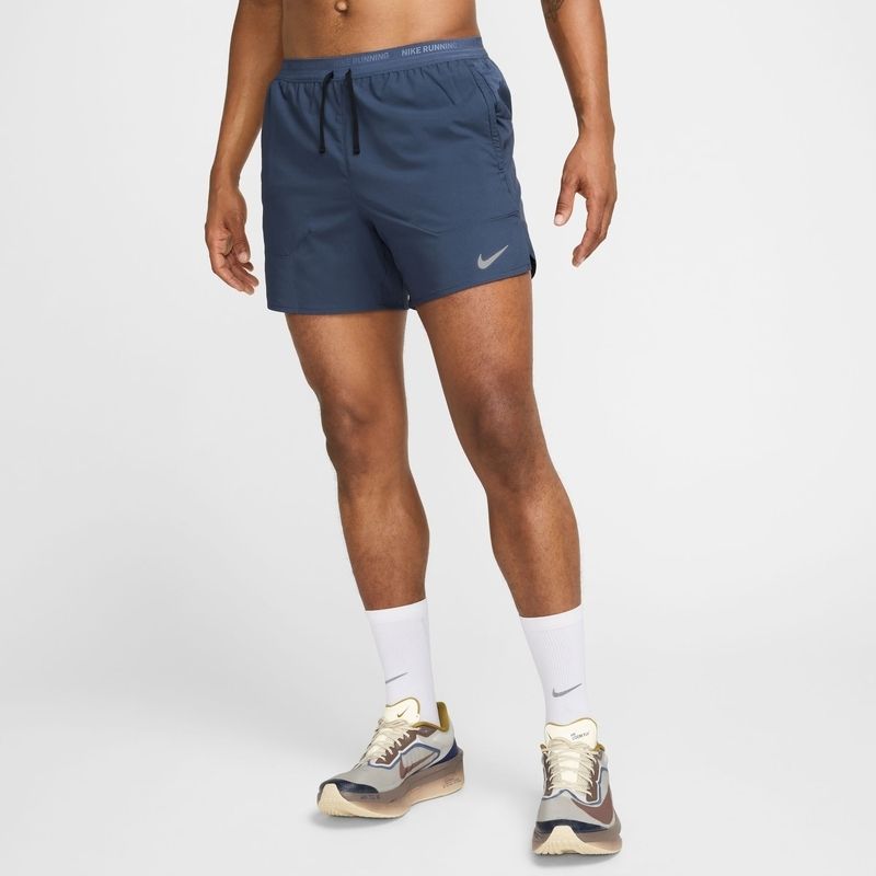 short nike stride
