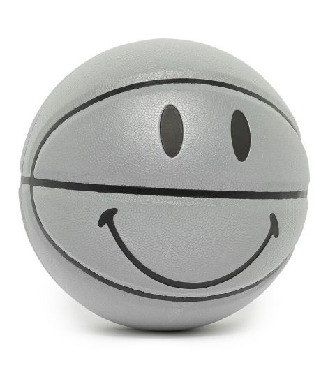 CHINATOWN MARKET SMILEY 3M BASKETBALL