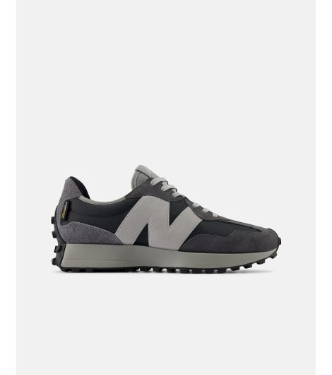 New Balance 327 Shoes