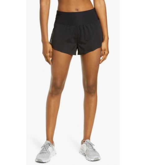 On Women's Race Short