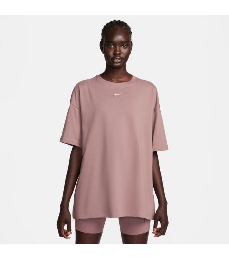 Nike Women's Essential Tee