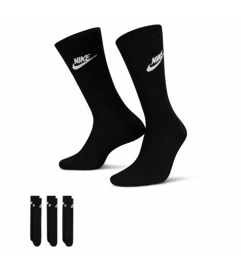 Nike Sportswear Everyday Essential Crew Socks (3 Pairs)