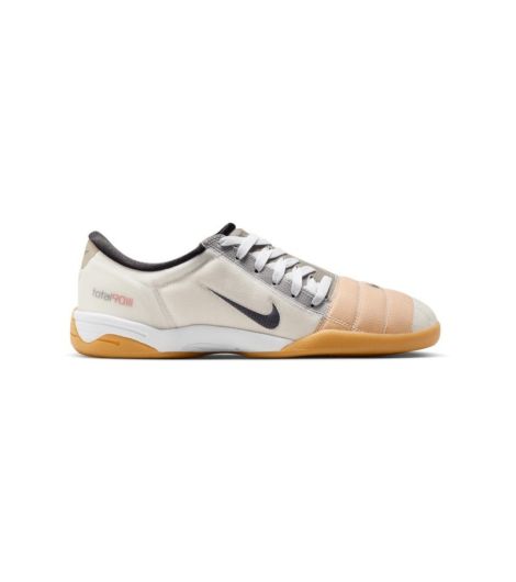 Nike Total 90 