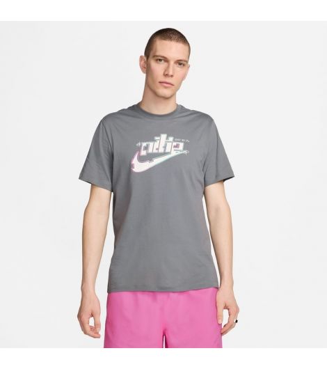 Nike Sportswear Men's T-Shirt