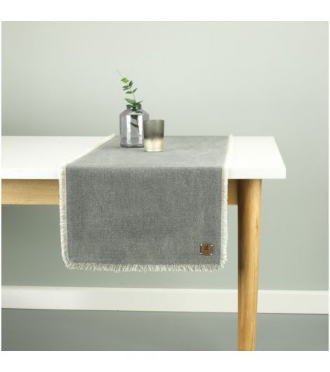 مفرش طاولة BEKKEBLOM - مقاس 40×150، أخضر