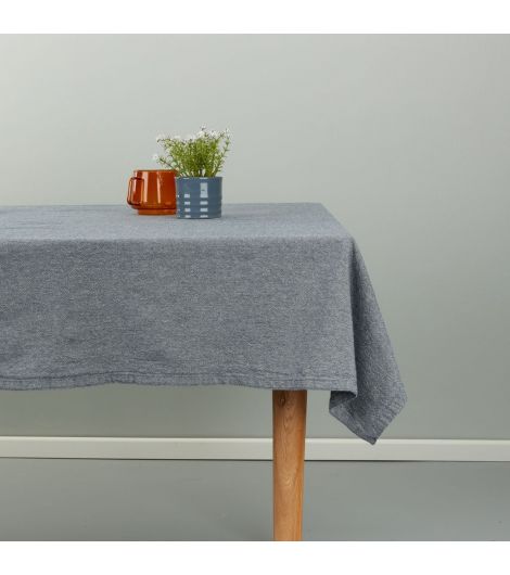 منديل طاولة رمادي داكن 140*240 سم