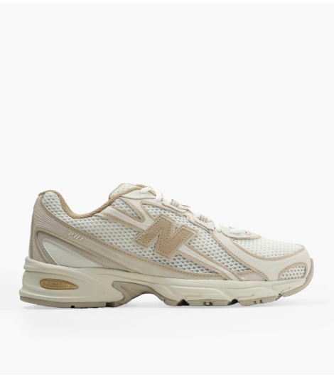 NEW BALANCE 740 SHOES