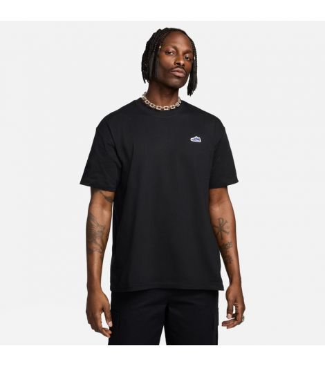 Buy Nike T Shirts Joggers Trousers Shorts Jackets More in Kuwait Online Shopping SNKR