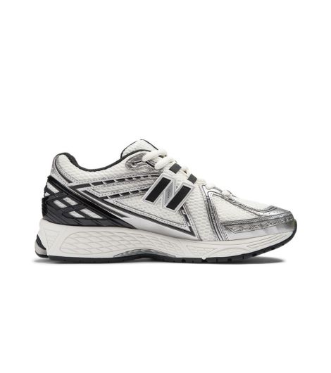 New Balance 1906 Shoes