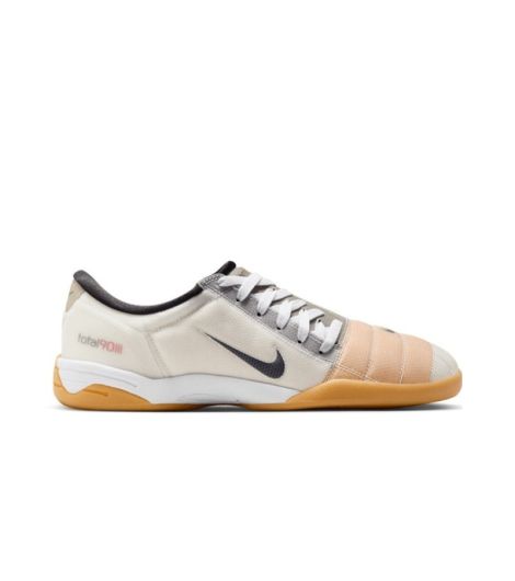 Nike Total 90 