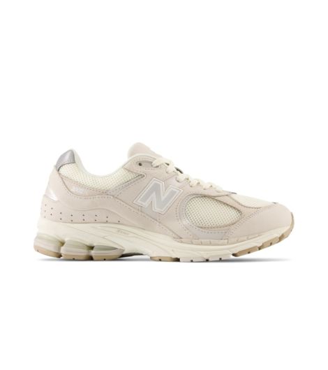 NEW BALANCE 2002 SHOES