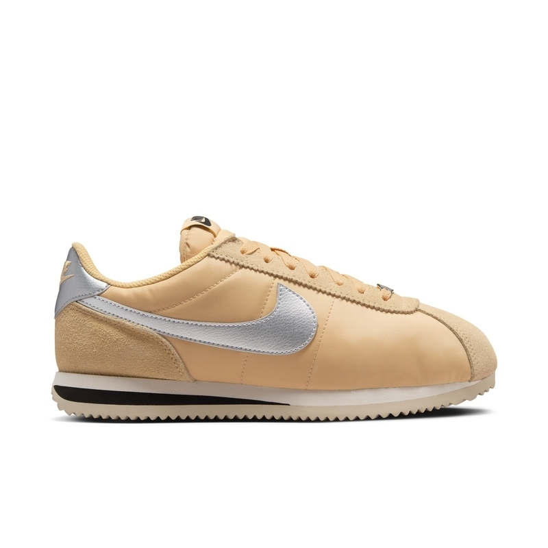 Nike cortez silver best sale