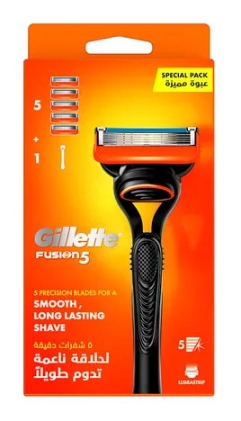 Gillette Fusion Razor Handle + 5 Blades