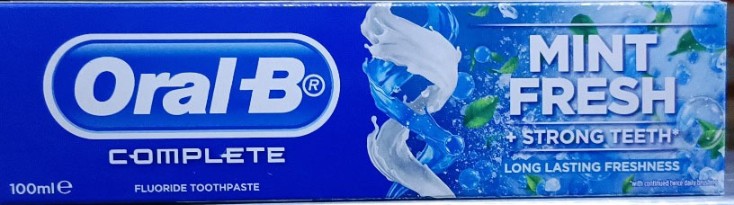 Oral-B Complete Mint Mouthwash Tooth Paste 100Ml