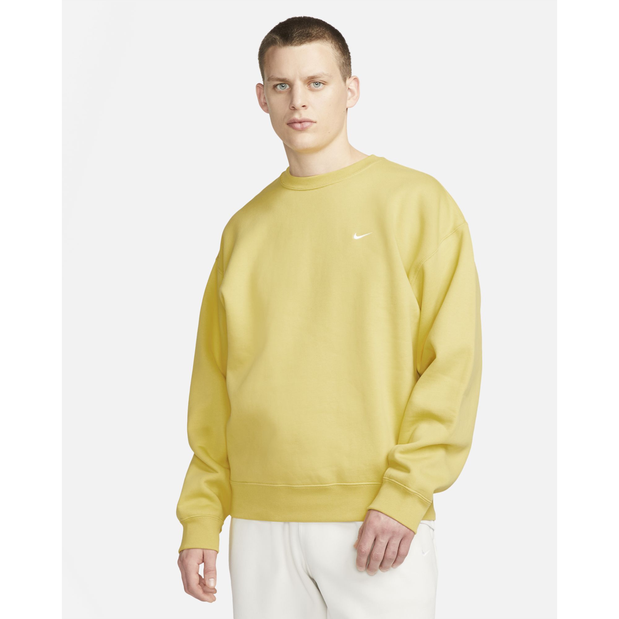 Buy NIKE SOLO SWOOSH MEN'S FLEECE CREW For Men Online in Kuwait - SNKR