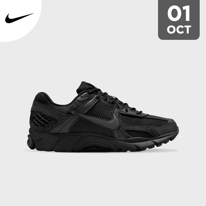 Nike Zoom Vomero 5 "Black Reflective"