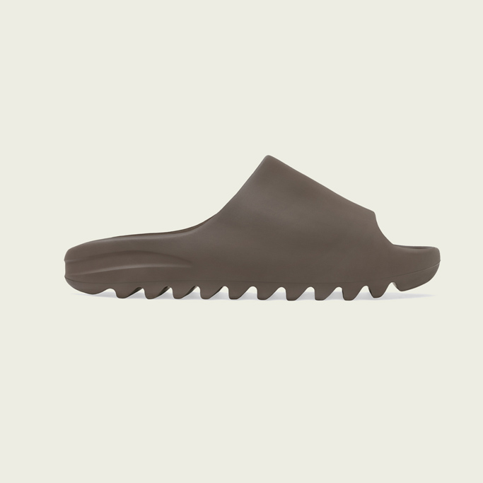 YEEZY SLIDE 'SOOT'