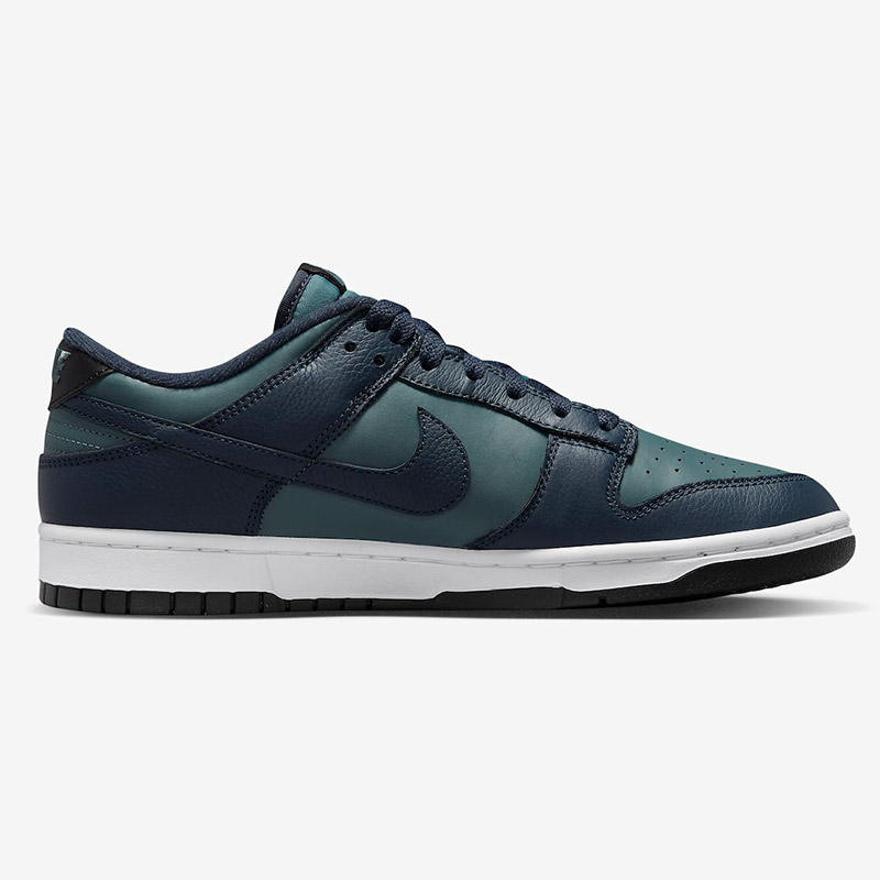 NIKE DUNK LOW 'ARMORY NAVY'